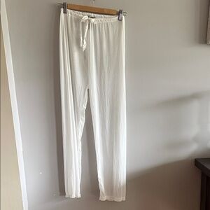 Buzz White Lounge Pants – One Size